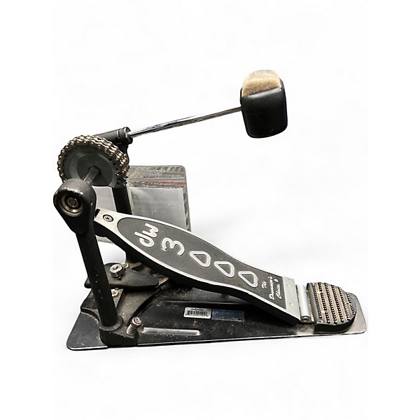 Used DW 3000 Series Single Single Bass Drum Pedal