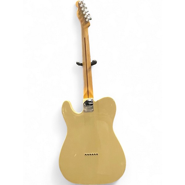 Used Fender Deluxe Nashville Telecaster WHITE Solid Body Electric Guitar