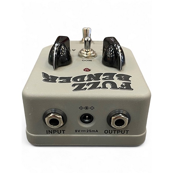Used Behringer FUZZ BENDER Effect Pedal