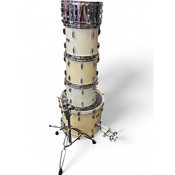 Used Yamaha 5 Piece Tour Custom White Drum Kit
