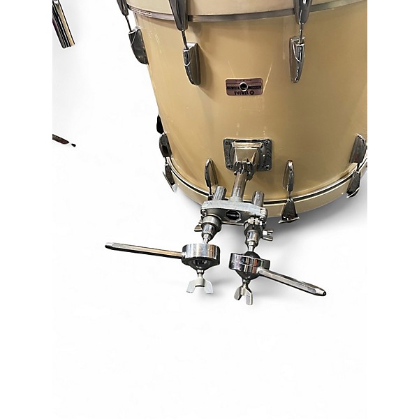 Used Yamaha 5 Piece Tour Custom White Drum Kit