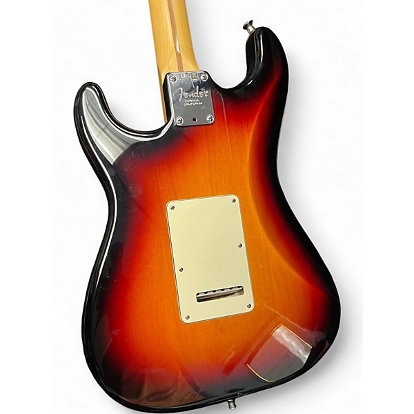 Used 2011 Fender American Standard Stratocaster 3 Tone Sunburst Solid Body Electric Guitar