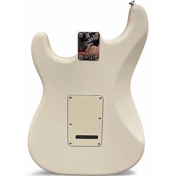 Used Fender Player Stratocaster Polar White Solid Body Electric Guitar