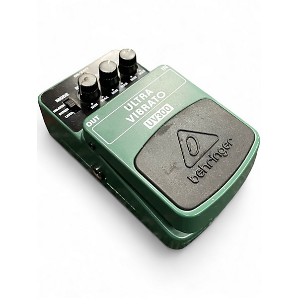 Used Behringer UV300 Ultra Vibrato Effect Pedal
