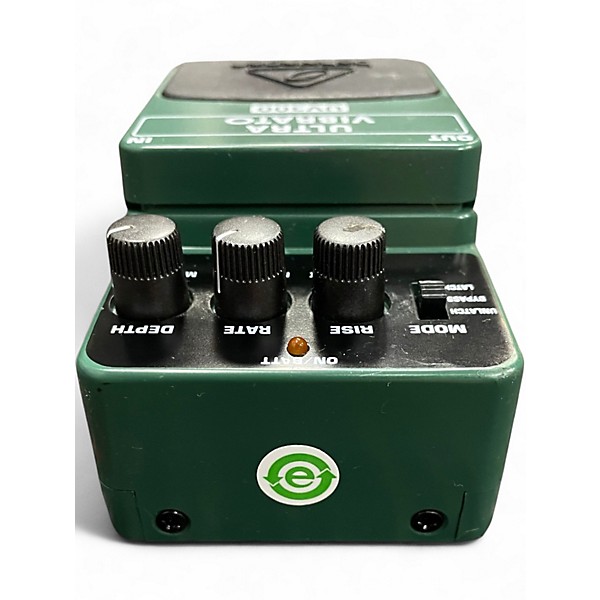Used Behringer UV300 Ultra Vibrato Effect Pedal
