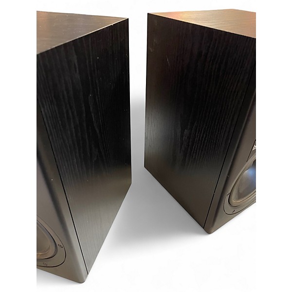 Used Mackie HR824 Pair Powered Monitor