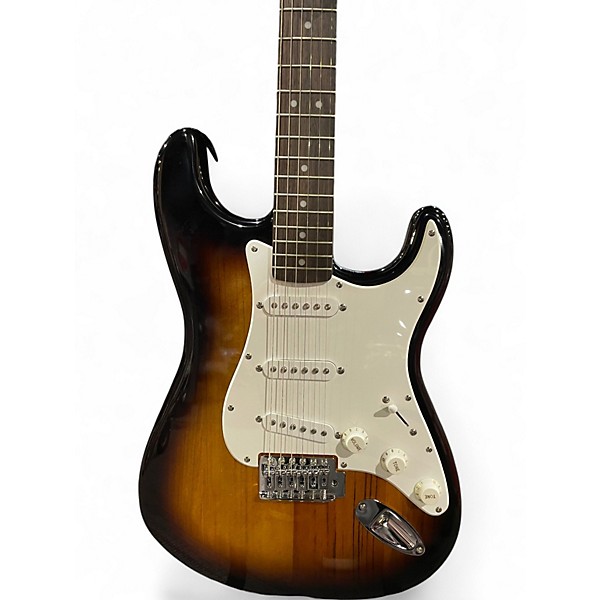 Used 2014 Squier Affinity Stratocaster 2 Color Sunburst Solid Body Electric Guitar