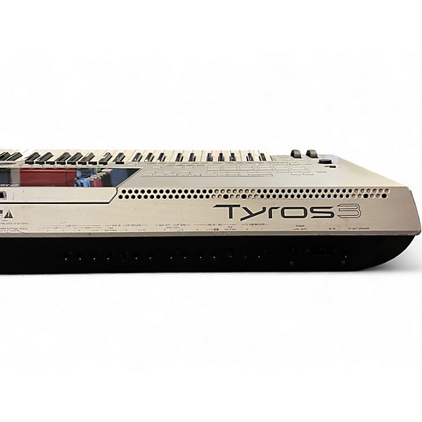 Used Yamaha Tyros 3 Keyboard Workstation