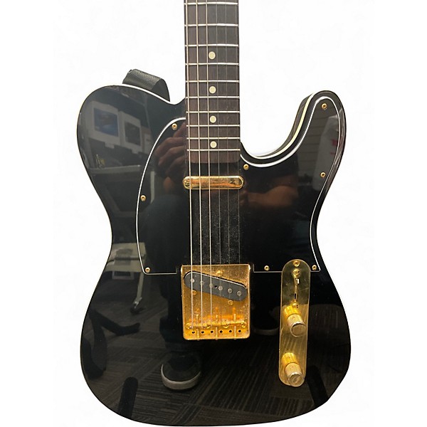Used Fender JAPANESE TRADITIONAL 60'S  Black and Gold Solid Body Electric Guitar