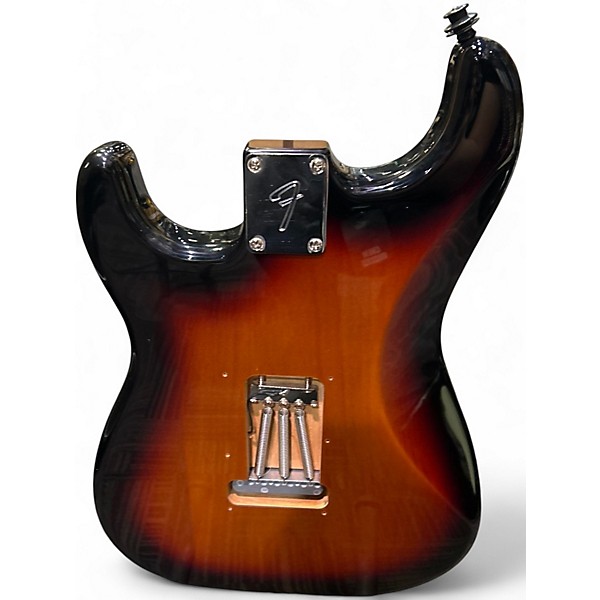 Used 2024 Fender PLAYER II HSS 3 Color Sunburst Solid Body Electric Guitar