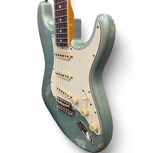 Used Fender 1967 RELIC STRATOCASTER FIREMIST SILVER Solid Body Electric Guitar