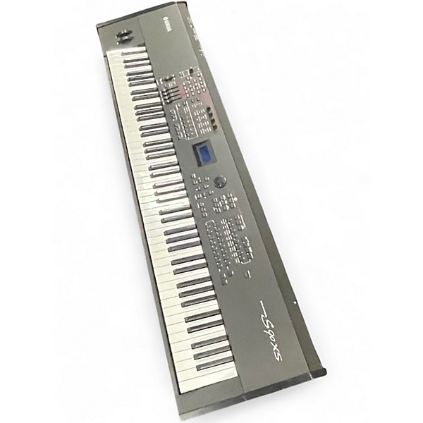 Used Yamaha S90XS 88 Key Synthesizer