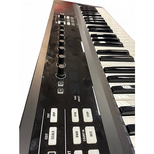 Used Native Instruments Komplete Kontrol S61 MIDI Controller