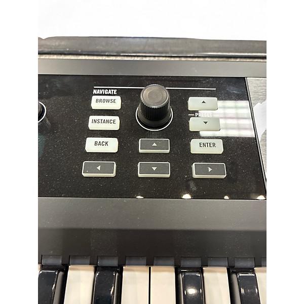 Used Native Instruments Komplete Kontrol S61 MIDI Controller