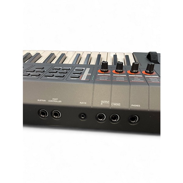Used Yamaha MX49 Keyboard Workstation