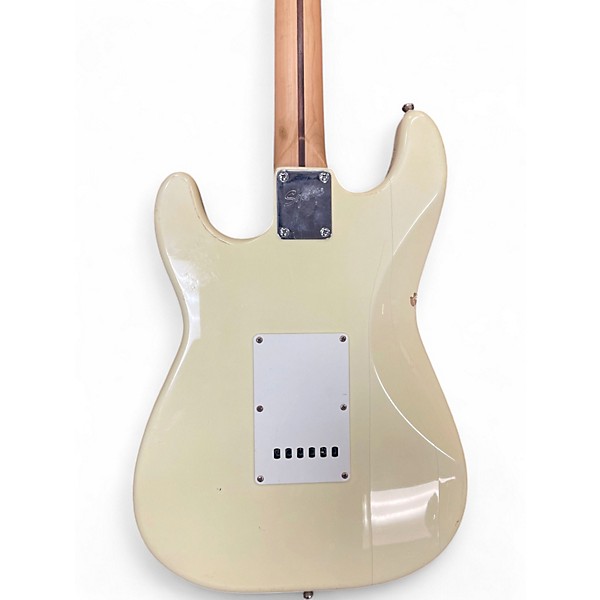 Used Squier Affinity Stratocaster White Solid Body Electric Guitar