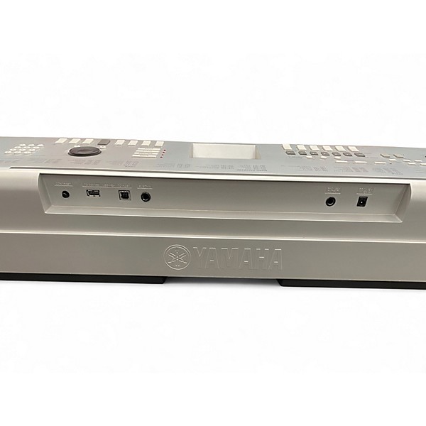 Used Yamaha dgx 620 Portable Keyboard