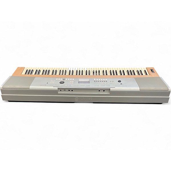 Used Yamaha dgx 620 Portable Keyboard