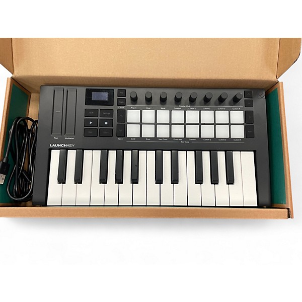 Used Novation Launchkey 25 Key MIDI Controller