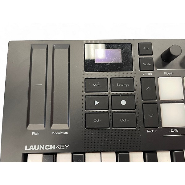 Used Novation Launchkey 25 Key MIDI Controller
