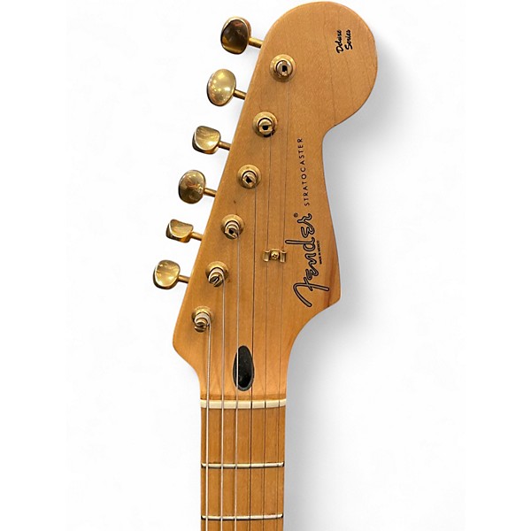 Used Fender Deluxe Players Stratocaster Sienna Sunburst Solid Body Electric Guitar
