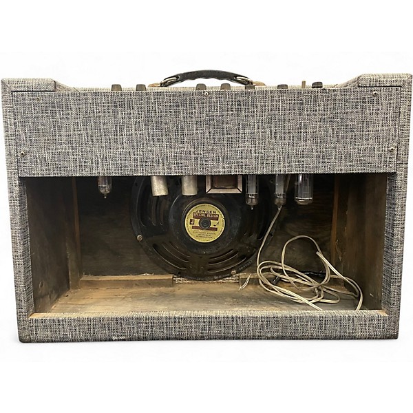 Vintage 1960s Supro MODEL 24 Tube Guitar Combo Amp