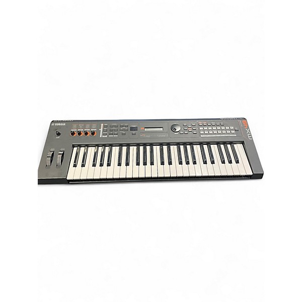 Used Yamaha MX49 49 Key Keyboard Workstation