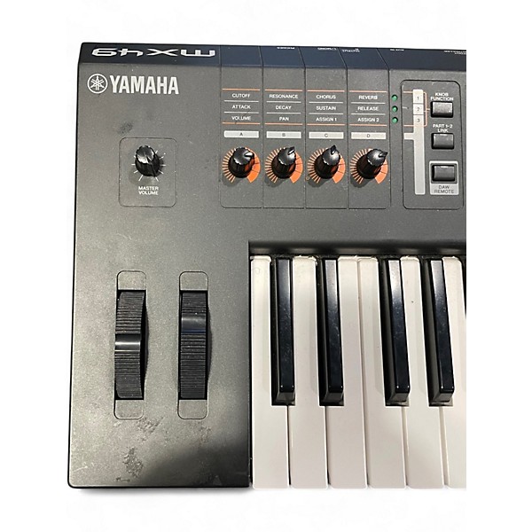 Used Yamaha MX49 49 Key Keyboard Workstation