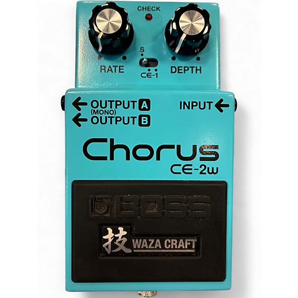 Used BOSS CE-2W Effect Pedal