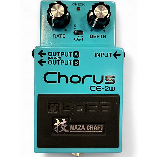Used BOSS CE-2W Effect Pedal