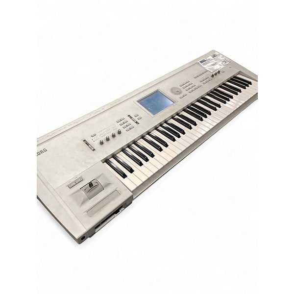 Used KORG Triton Classic 61 Key Keyboard Workstation