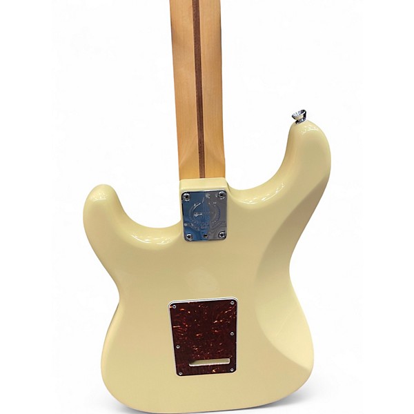 Used 2014 Fender 60th Anniversary American Standard Stratocaster Vintage White Solid Body Electric Guitar