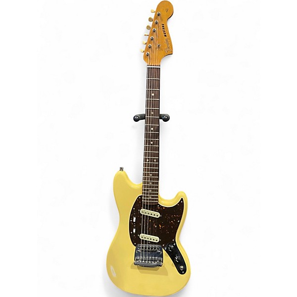 Used Fender Mustang Vintage White Solid Body Electric Guitar