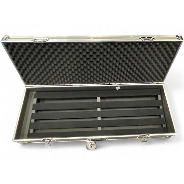 Used Pedaltrain TERRA 42 WITH TOUR CASE Pedal Board