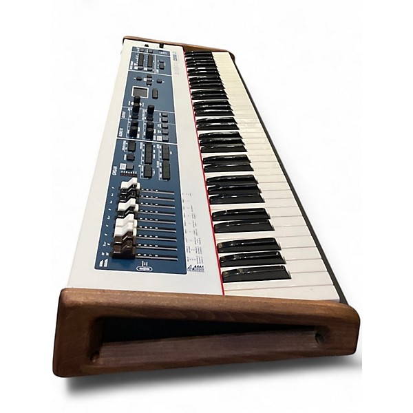 Used Dexibell J7 Organ