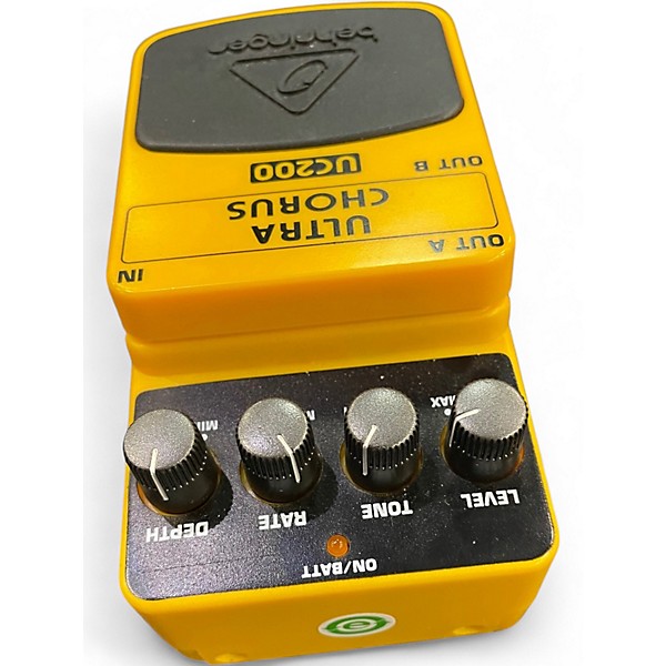 Used Behringer UC200 ULTRA CHORUS Effect Pedal