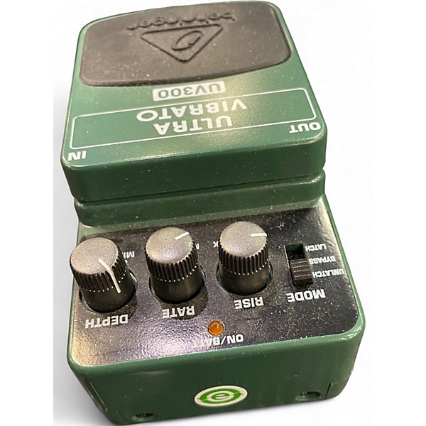 Used Behringer UV300 Ultra Vibrato Effect Pedal