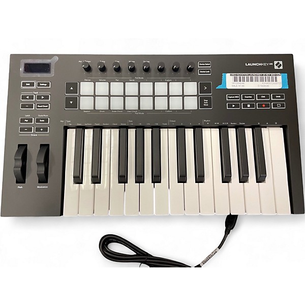 Used Novation Launchkey 25 Key MIDI Controller