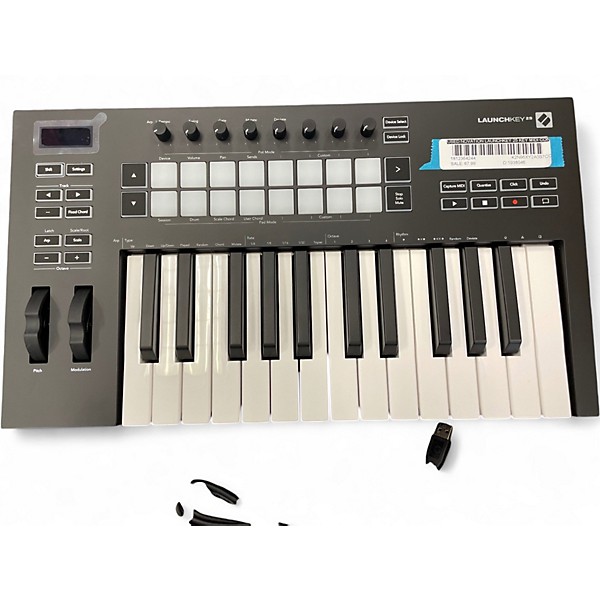 Used Novation Launchkey 25 Key MIDI Controller