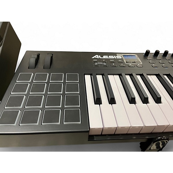 Used Alesis VI61 MIDI Controller