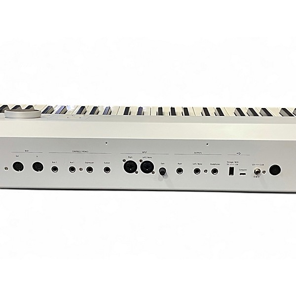 Used Arturia ASTROLAB 88 Keyboard Workstation