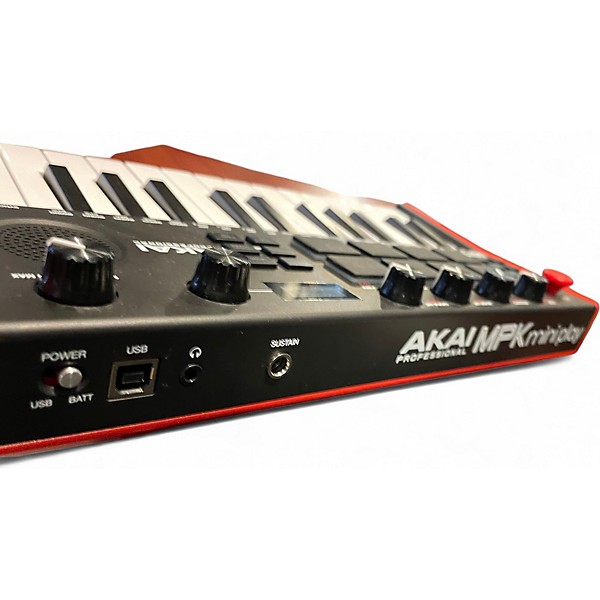 Used Akai Professional MPD218 MIDI Controller