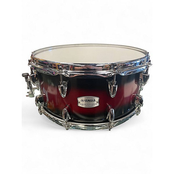 Used Yamaha 6.5X14 TOUR CUSTOM SNARE Red to Black Fade Drum
