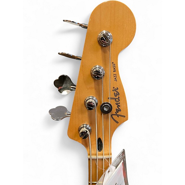 Used 2024 Fender Player Jazz Bass Arctic White Electric Bass Guitar