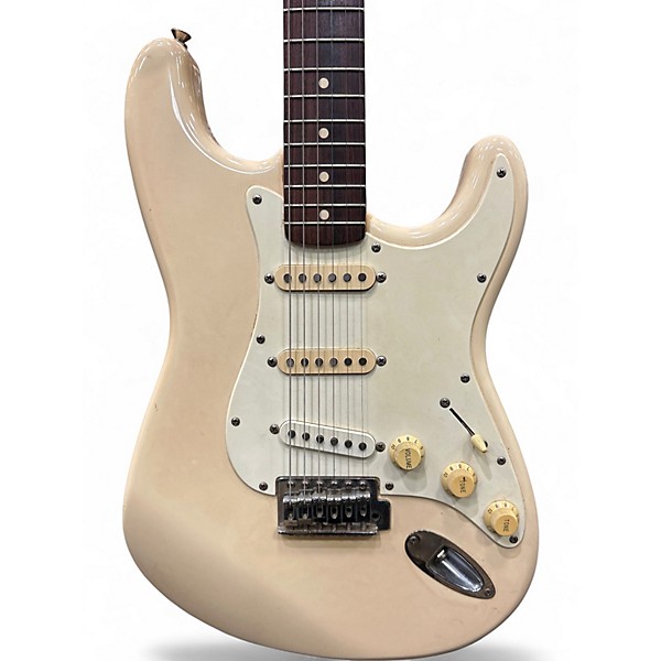 Used 1995 Fender Squier Series Stratocaster White Solid Body Electric Guitar