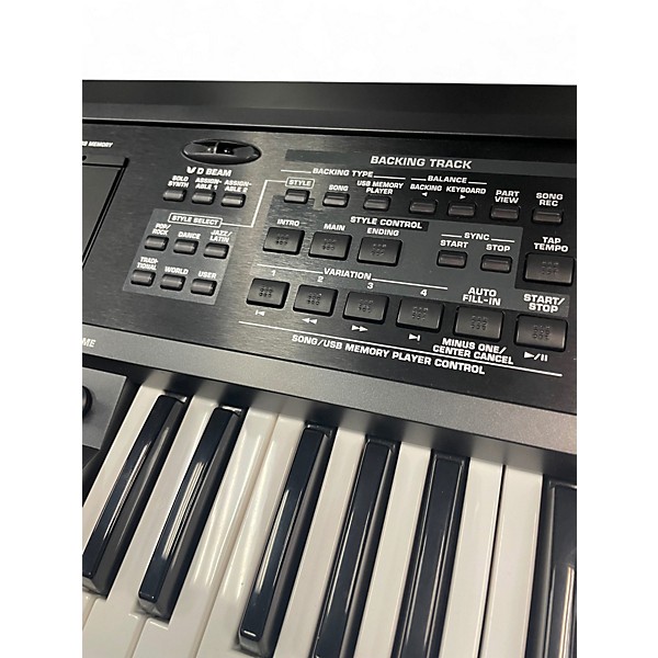 Used Roland GW8 61 Key Keyboard Workstation