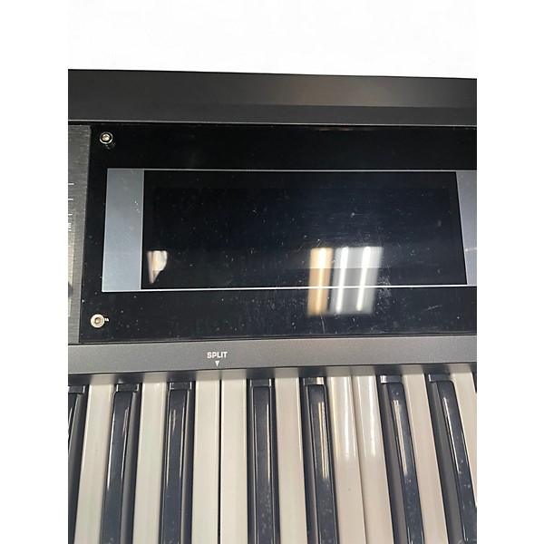 Used Roland GW8 61 Key Keyboard Workstation