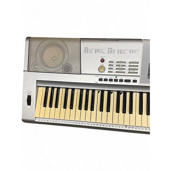 Used Yamaha dgx203 Digital Piano