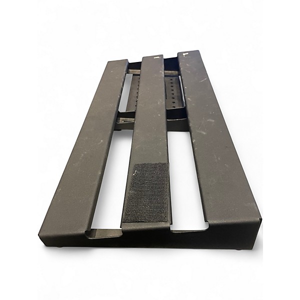 Used Ultimate Support Upd 209 pedal board Pedal Board