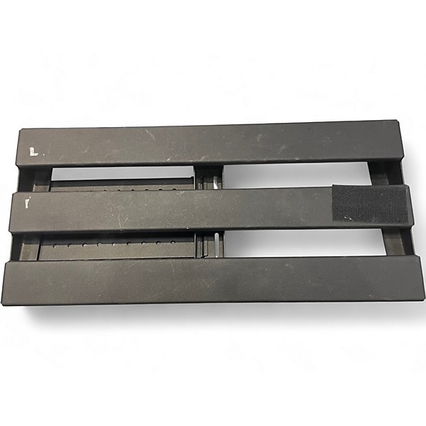 Used Ultimate Support Upd 209 pedal board Pedal Board